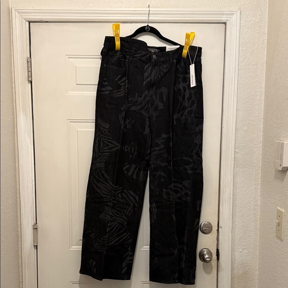 Chico's Black Patterned Women's Pants